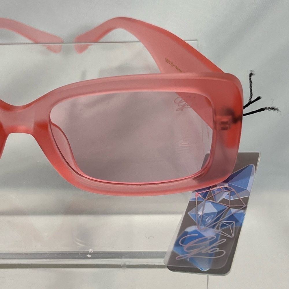 NWT GLO Solid Pink Opaque Framed Sunglasses - Picture 2 of 6